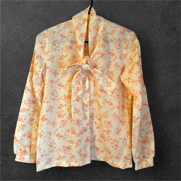 2 Vintage blouses JH collections & Koret sheer polkadot and silky floral sz 8 - Picture 3 of 5